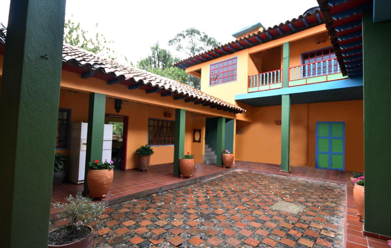 Casona 1865 Hotel Ráquira Buitenkant foto