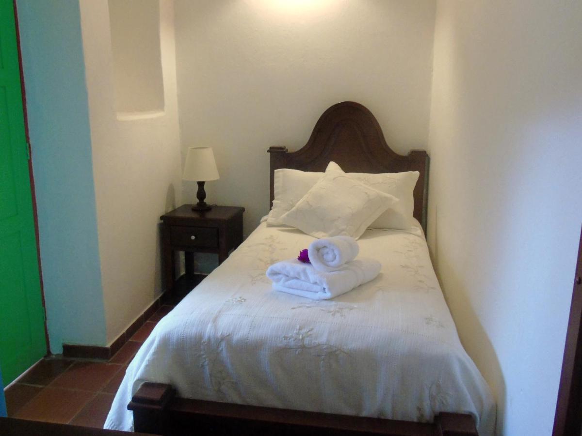 Casona 1865 Hotel Ráquira Buitenkant foto