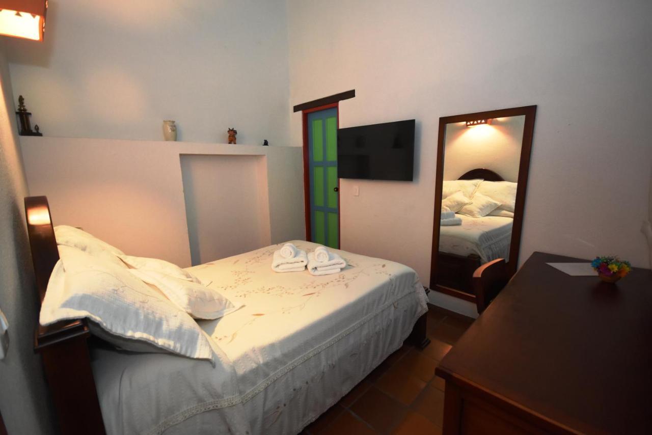Casona 1865 Hotel Ráquira Buitenkant foto